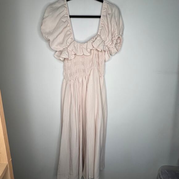 Eye of The Needle Boutique Beige Puff Sleeve Midi Dress Size Medium - Picture 3 of 7